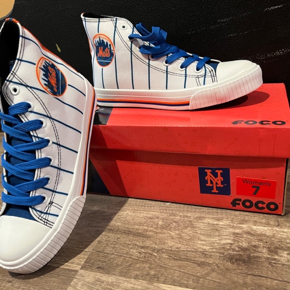 7-Line New York Mets Canvas Chuck Taylor Style Sneakers - Picture 3 of 3